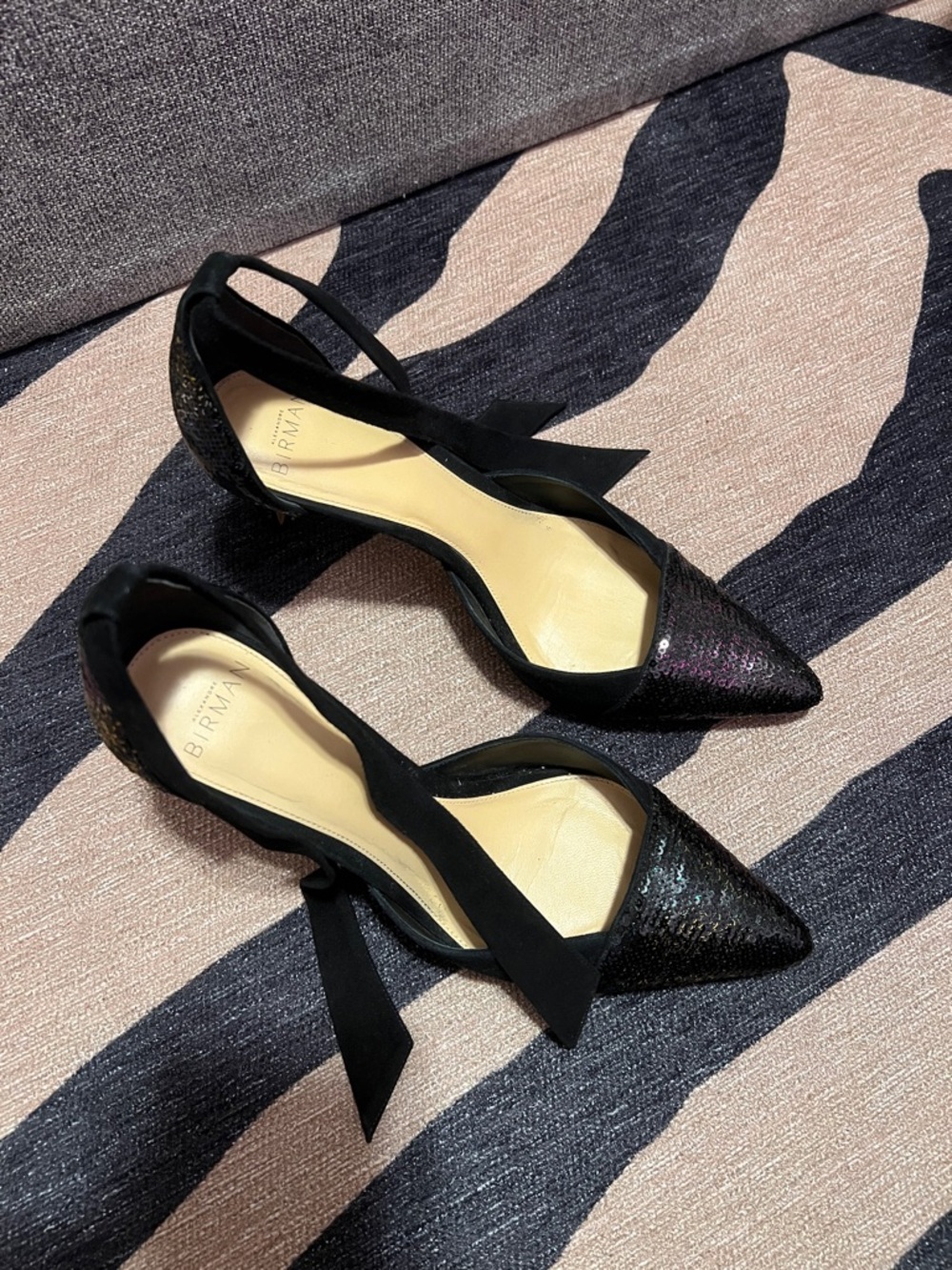Alexandre Birman Black Sequin Pointed-Toe Ankle Tie Heels - Picture 5 of 6